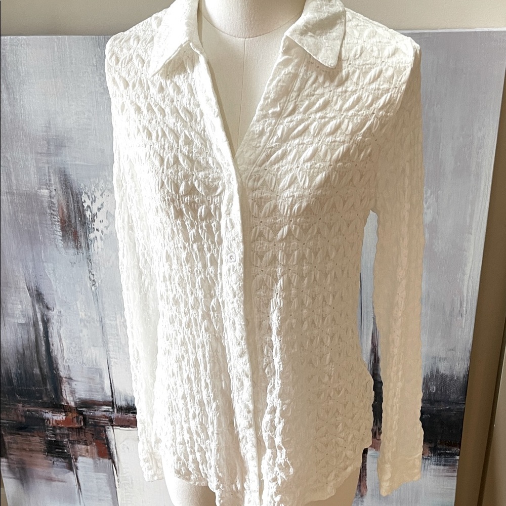 button down shirt size M